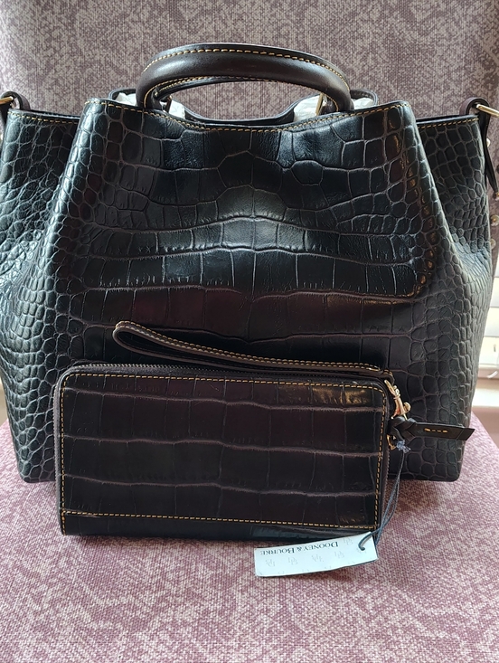 Dooney & Bourke Large Barlow Satchel & Wallet - Picture 4 of 6